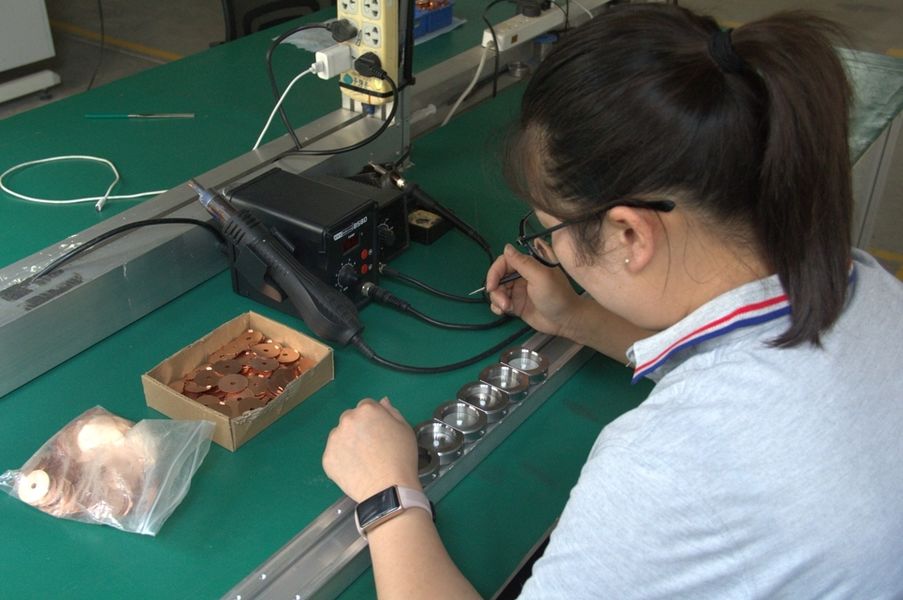 Zhengzhou Hengliang Tech Co., Ltd. linia produkcyjna producenta